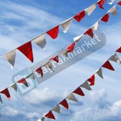 Üçgen Dizili Flama